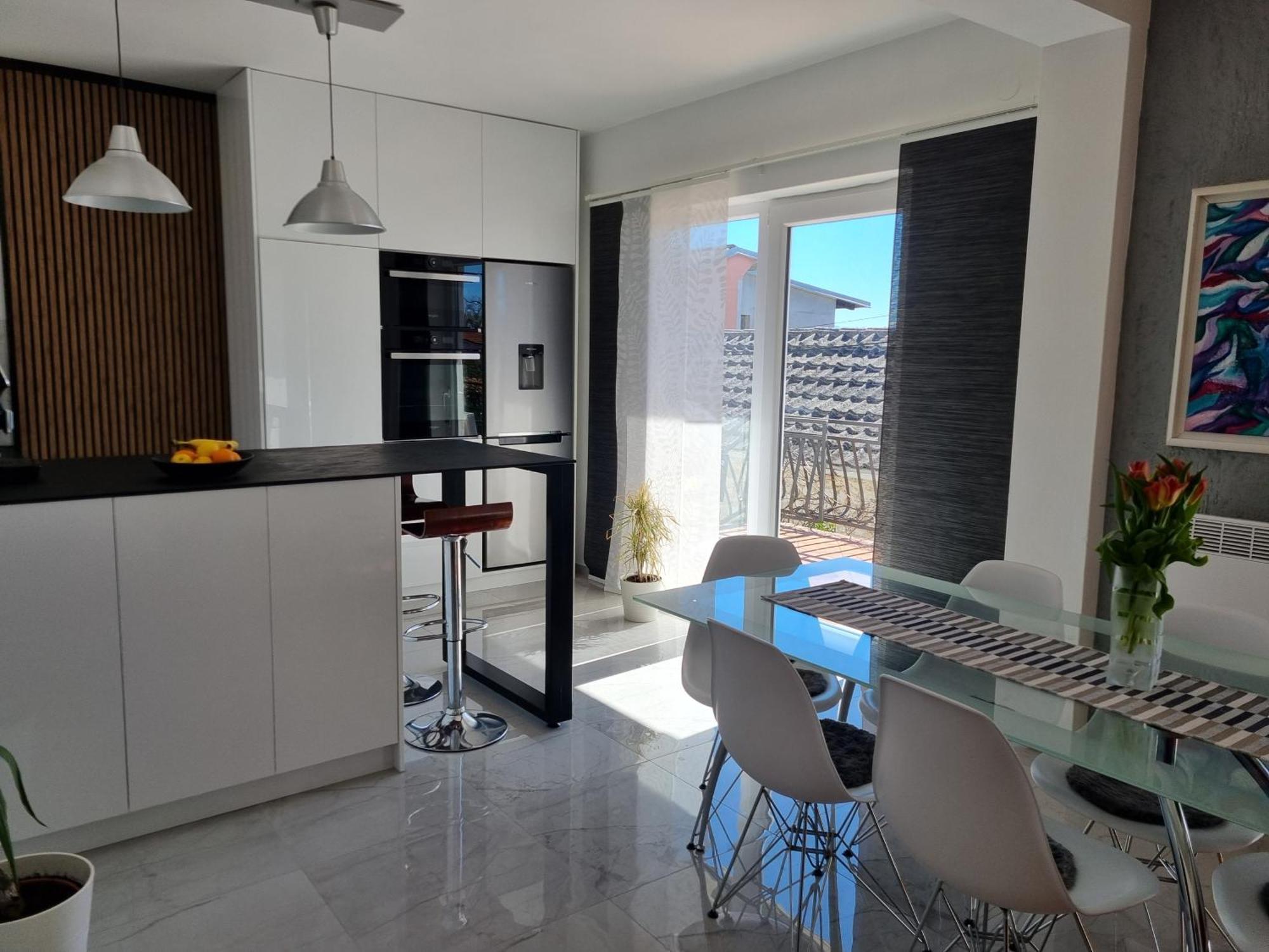 New Comfortable App Dora Crikvenica Exterior photo
